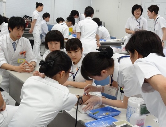 北海道大学病院看護部 北海道大学病院看護部